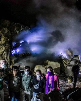 Ijen Crater Midnight Tour from Banyuwangi Start at 00.30 am